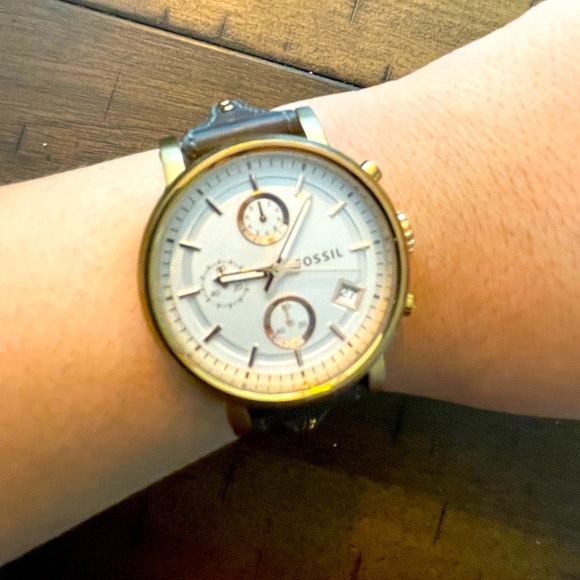 Fossil women watch - Picture 4 of 4